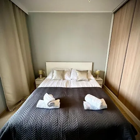 Sloneczny Apartment *